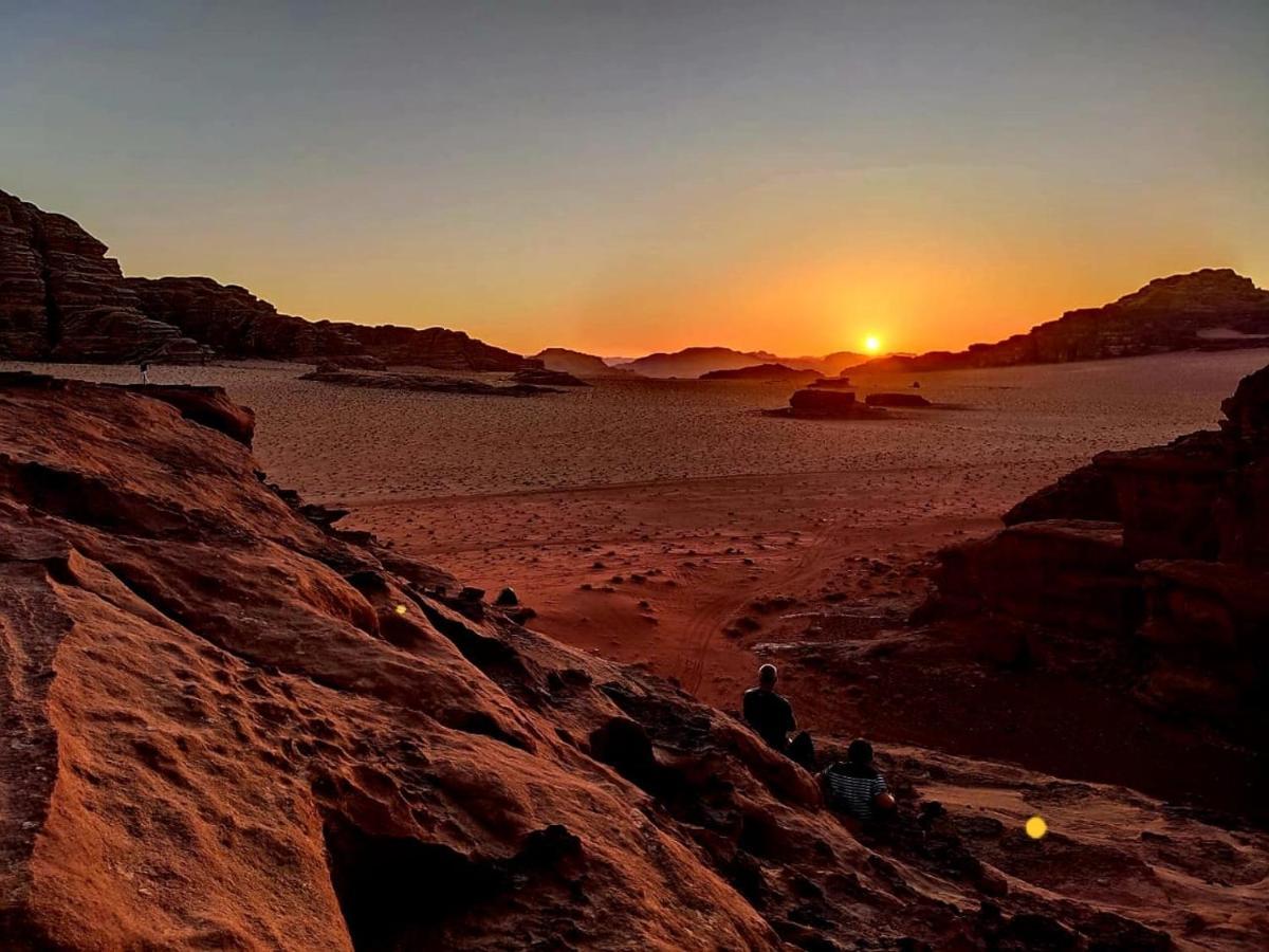 Hotel Bedouin Holidays Camp And Jeep Tours Wadi Rum Esterno foto