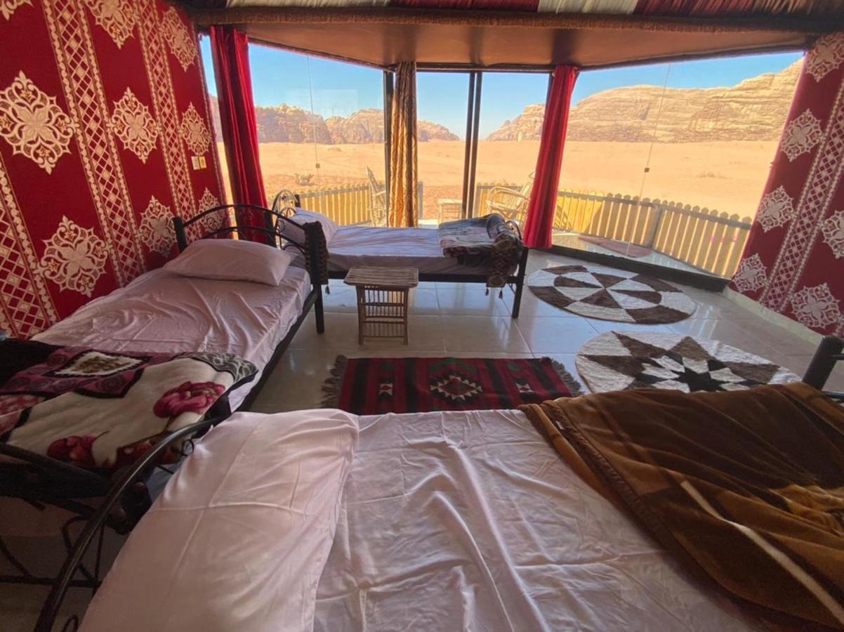 Hotel Bedouin Holidays Camp And Jeep Tours Wadi Rum Esterno foto