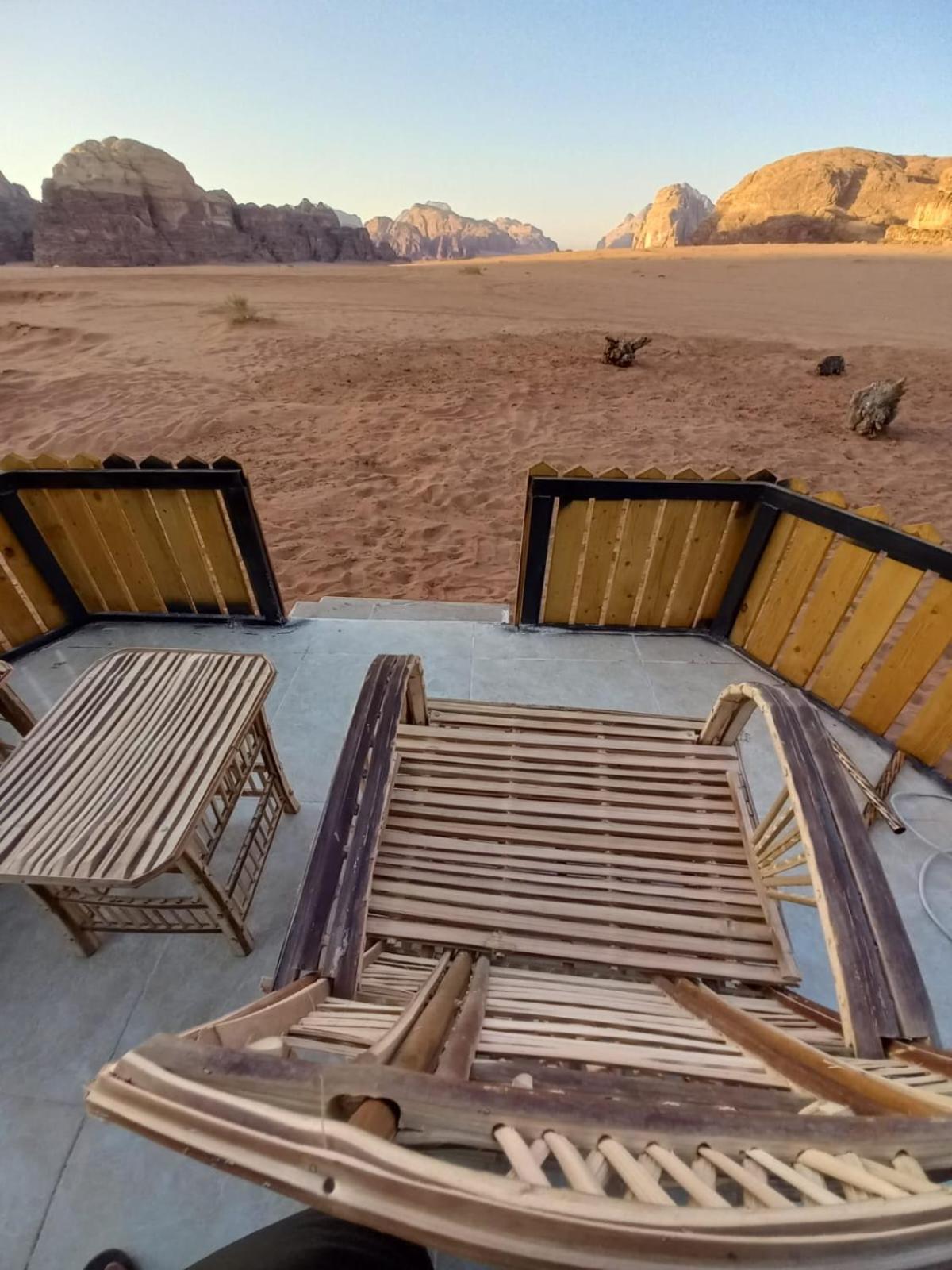 Hotel Bedouin Holidays Camp And Jeep Tours Wadi Rum Esterno foto